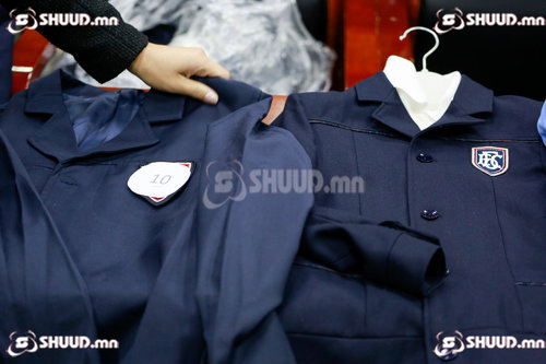 СУРВАЛЖИЛГА: Сурагчийн дүрэмт хувцасны үнэ 5-30 мянган төгрөгөөр нэмэгджээ 